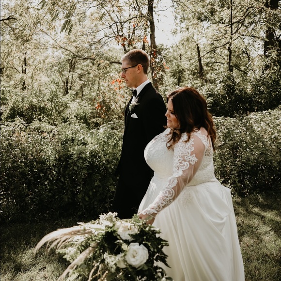 Meet the Posher - Picture 4 of 6